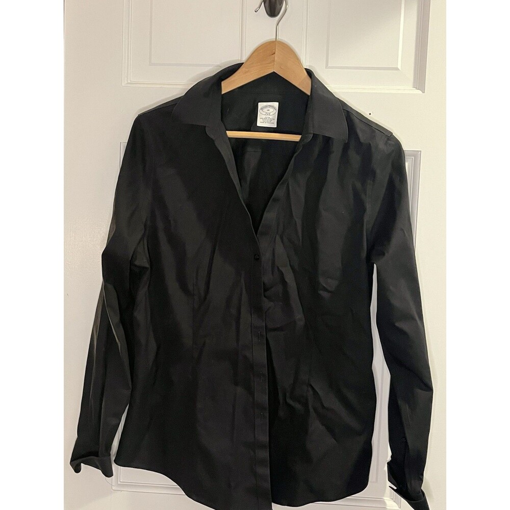 BROOKS BROTHERS SZ.14 BLACK BUTTON FRONT TAILORED BLOUSE